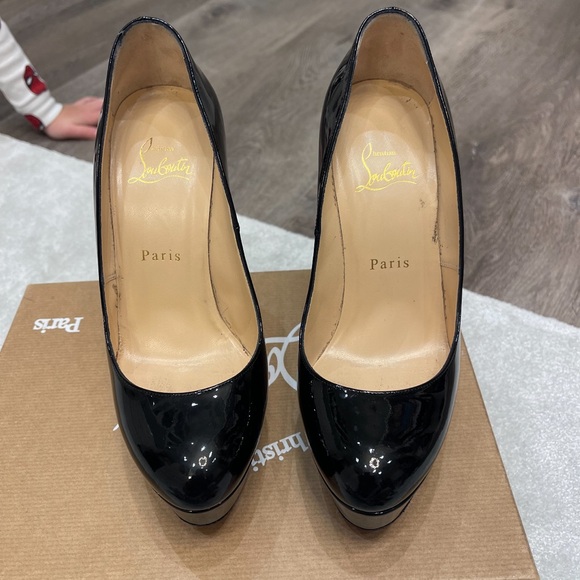 Christian Louboutin - 6.5 - Picture 4 of 7